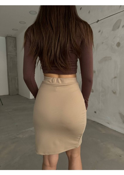 Kadın Yandan Yırtmaçlı Düğme Detaylı Krep Kumaş Likralı Etek modelleri