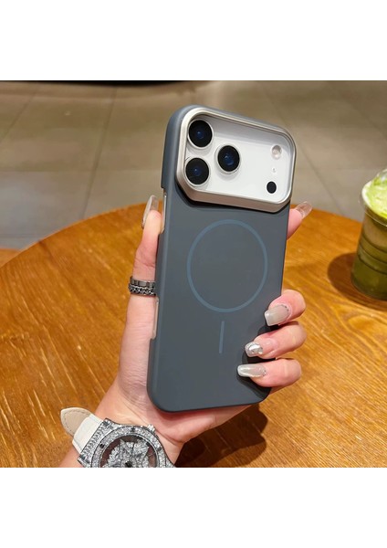 iPhone 17 Promax Magsafe Özellikli Ultra Slim Darbeye Dayanıklı Metal Çerçeveli Kılıf
