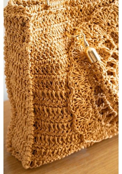 Motif Detaylı Çanta