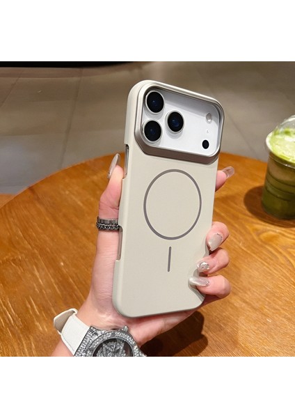 iPhone 17 Promax Magsafe Özellikli Ultra Slim Darbeye Dayanıklı Metal Çerçeveli Kılıf