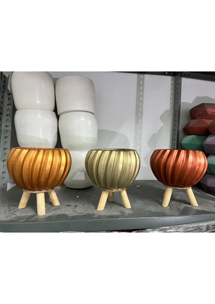 Dekoratif Ayaklı Spiral Saksı modelleri