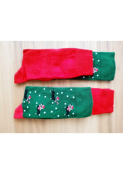 4'lü Yılbaşı Konsept Çorap indirimleri