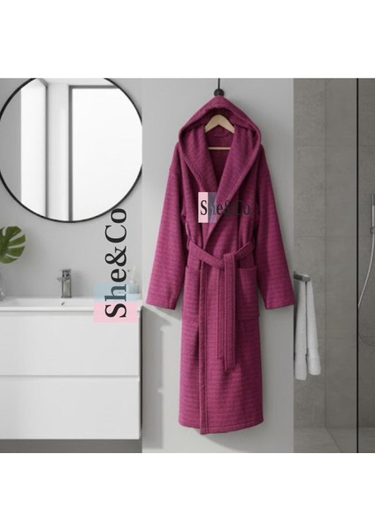 Fuşya Kapüşonlu Fitilli Dokuma Pamuklu Kadın Bornoz - Yumuşak Dokulu