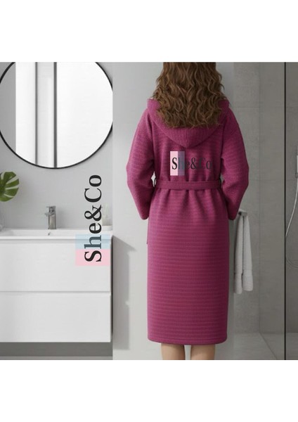 Fuşya Kapüşonlu Fitilli Dokuma Pamuklu Kadın Bornoz - Yumuşak Dokulu fiyatları