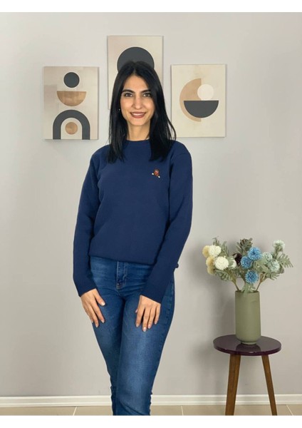 Kadın Teddy Bear Nakışlı Krem Triko Kazak Lacivert M