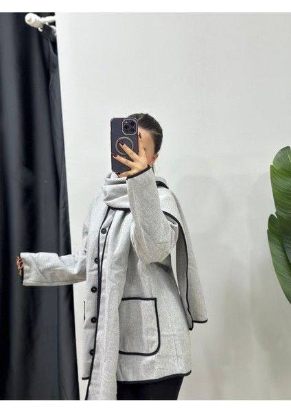 Atkılı Kaşe Ceket Kadın modelleri