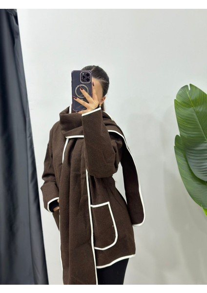 Atkılı Kaşe Ceket Kadın fiyatları