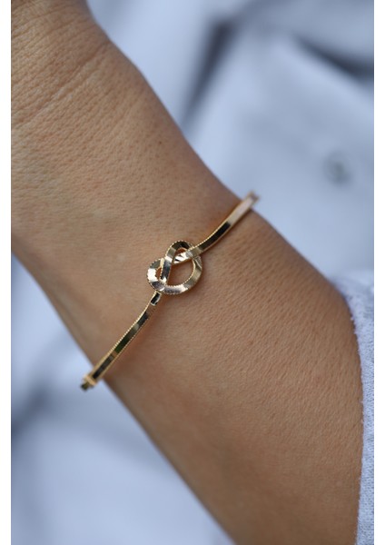 14 Ayar Altın Cimarlı Ajda Kalp Düğümlü Kelepçe