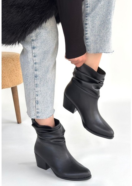 Körüklü Topuklu Bot Siyah Topuk Boyu 5,5 cm