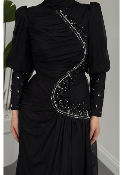 Aveline Yandan Taşlı Tül Abiye Siyah fırsatları