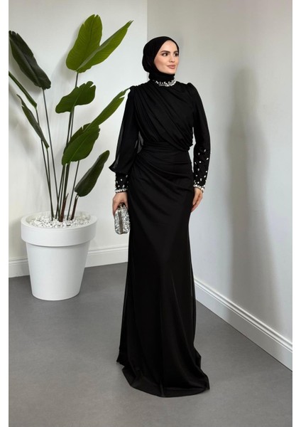 Lavrine Boynu ve Kolu Taşlı Tül Abiye Siyah