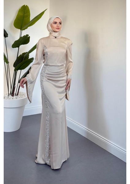 Melinos Yandan Taşlı Saten Abiye Krem