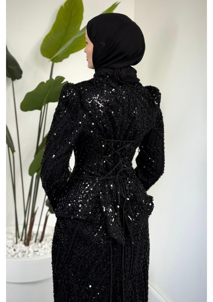 Mervena Korseli Arkası Büzgülü Taş Işlemeli Abiye Siyah fırsatları