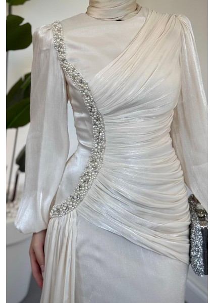 Ansel Yandan Taşlı Drapeli Janjan Abiye Ekru modelleri