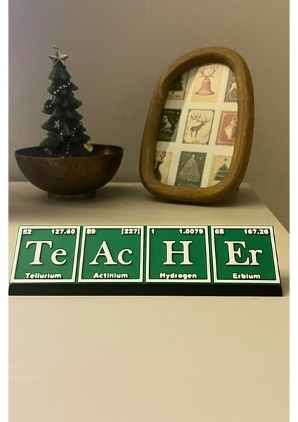 Periyodik Tablo Temalı Teacher Yazılı Öğretmenler Günü Hediyesi | Kimya Fen Öğretmeni Masaüstü Dekor fiyatları