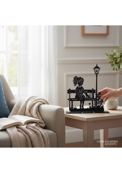 Rustik Metal Siluet Dekor – Bankta Kız ve Kedi Tasarımı, Retro Ev Aksesuarı fiyatları