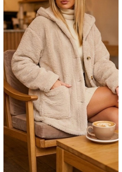 Kışlık Kapüşonlu Peluş Kaban – Bej Cepli Model modelleri