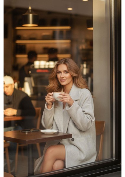 Oversize Yün Görünümlü Iki Düğmeli Kadın Kaban Gri modelleri