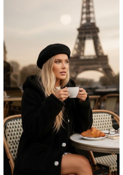 Yumuşak Dokulu Kapüşonlu Peluş Mont – Siyah modelleri