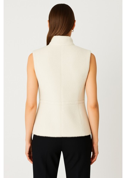 Dik Yaka Beli Lastikli Peluş Yelek 66932 fırsatları