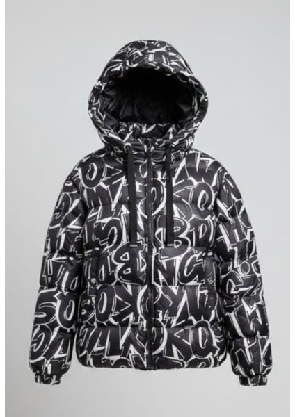 Kadın Grafiti Desenli Kapşonlu Şişme Mont