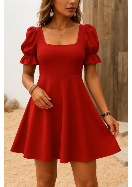 Kadın Kısa Kollu Kare Yakalı Kiloş Ithal Krep Elbise