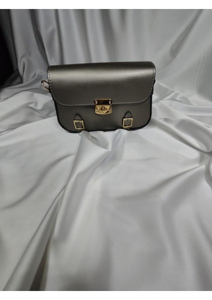 Klasik Omuz Çantası