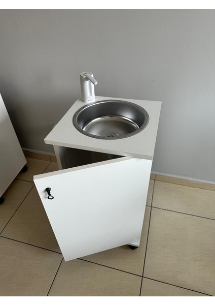 Taşınabilir Mobil Lavabo - Yeni Yönetmeliğe Uygun Muayenehane Tipi - Şarjlı Pompalı (75X42X42 Cm) fırsatları