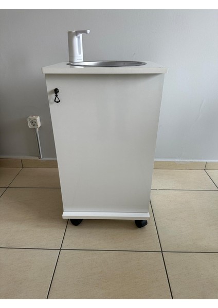 Taşınabilir Mobil Lavabo - Yeni Yönetmeliğe Uygun Muayenehane Tipi - Şarjlı Pompalı (75X42X42 Cm)