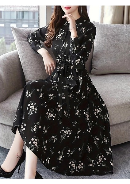 Kadın Uzun Kollu Hakim Yakalı Düğmeli Kuşaklı Desenli Maxi Mikro Süprem Elbise