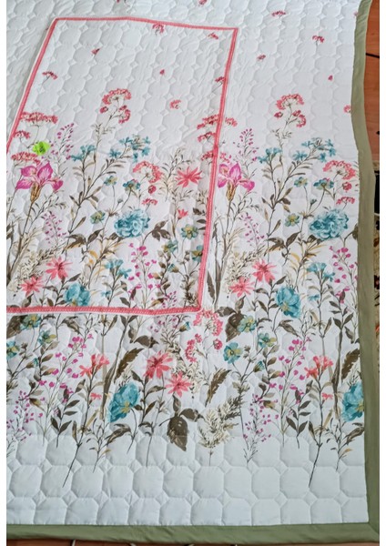 Kapitone Ince Yorgan (Sürpriz Yastık)