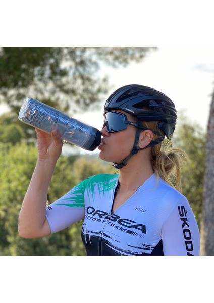 Arctica Pro 75 750 ml Isı Yalıtımlı Bisiklet Matarası – Siyah