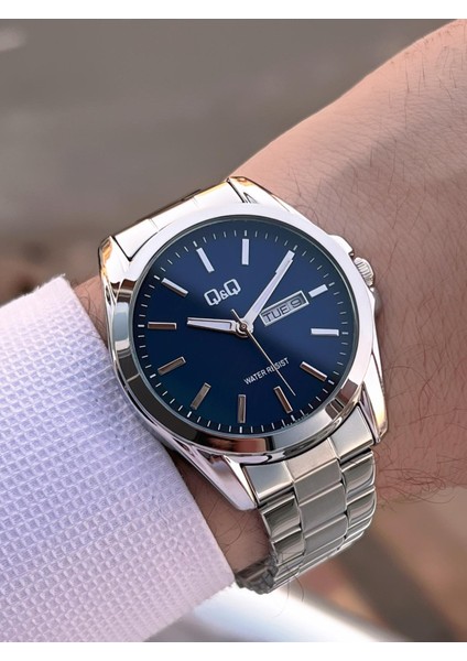 Çelik Kordon Takvimli Kadran 2 Yıl Garantili 3 Atm Suya Dayanıklı Erkek Kol Saati QQ.E2001.A2 fiyatları