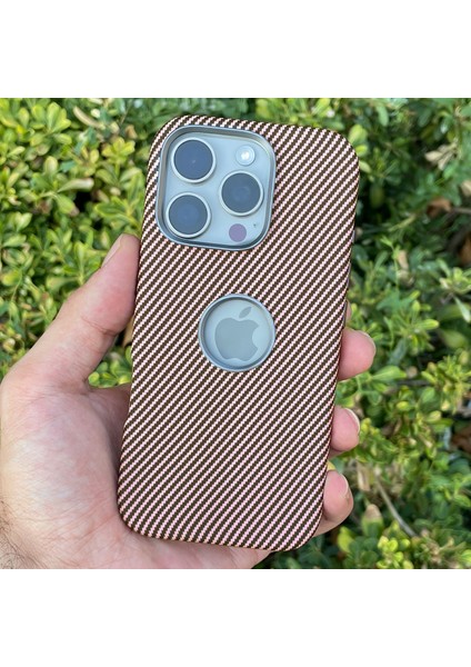 Apple iPhone 16 Pro Kılıf Magsafe Wireless Şarj Özellikli Karbonfiber Desenli Kapak fiyatları