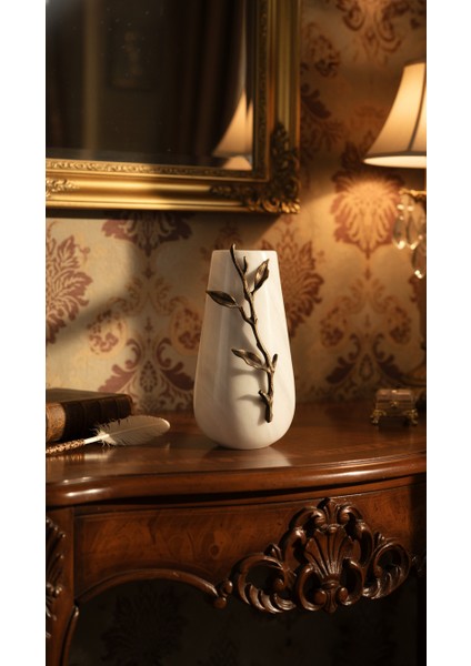 El Yapımı Mermer Taşlı Bronz Deenli Vazo