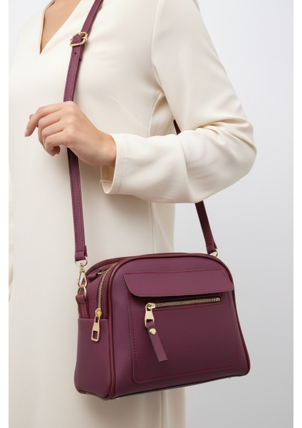 Kadın Lacost Deri Üç Bölmeli Çapraz Askılı El ve Omuz Çantası modelleri