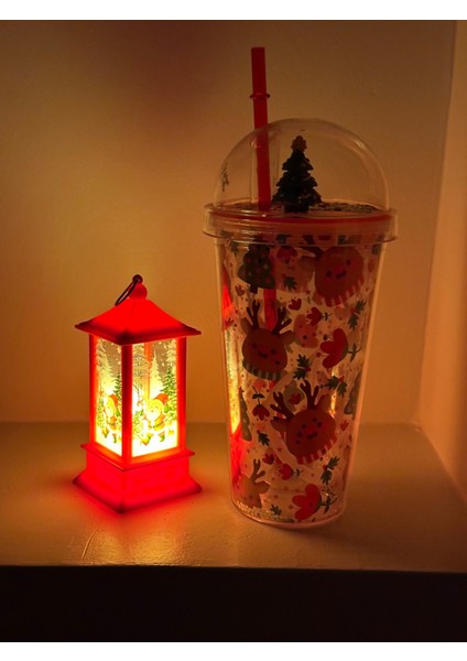 Yılbaşı Temalı Hediye Seti LED Işıklı Yılbaşı Feneri & Noel Konseptli Pipetli Bardak Hediyelik Set fırsatları