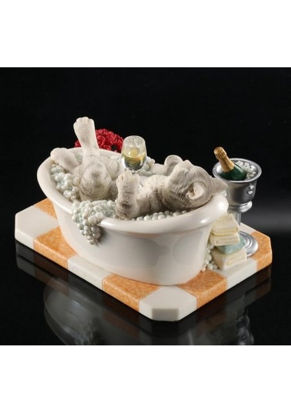 Veronese Design Banyodaki Kedi Heykeli modelleri