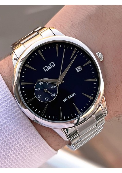Gün Fonksiyonlu Kadran Çelik Kordon 2 Yıl Garantili 3 Atm Suya Dayanıklı Erkek Kol Saati Q003.A1