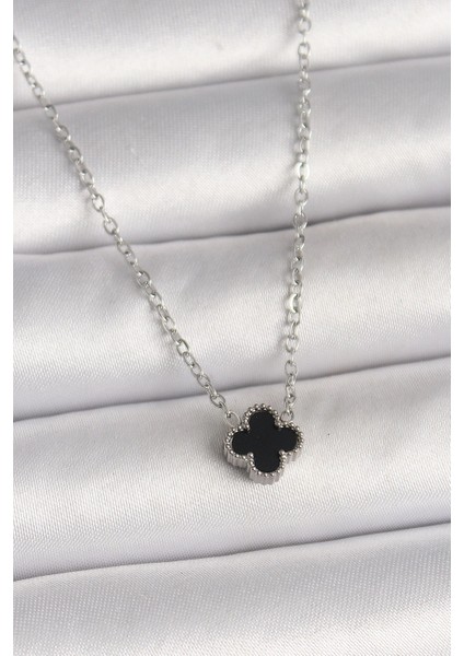 316L Çelik Gümüş Renk Siyah Yonca Kadın Kolye