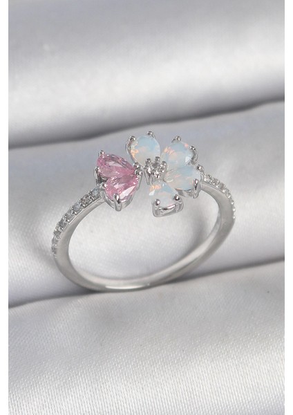 Pirinç Gümüş Renk Beyaz Mineli Pembe Zirkon Taşlı Çiçek Kadın Yüzük