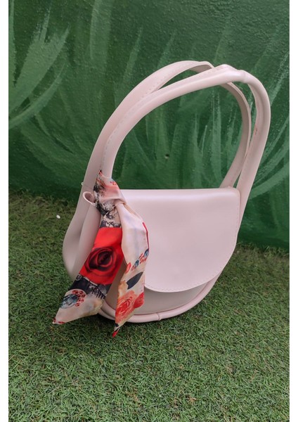 Kadın Omuz Çantası – Pudra Rengi & Çiçek Desenli Fular Detaylı fiyatları