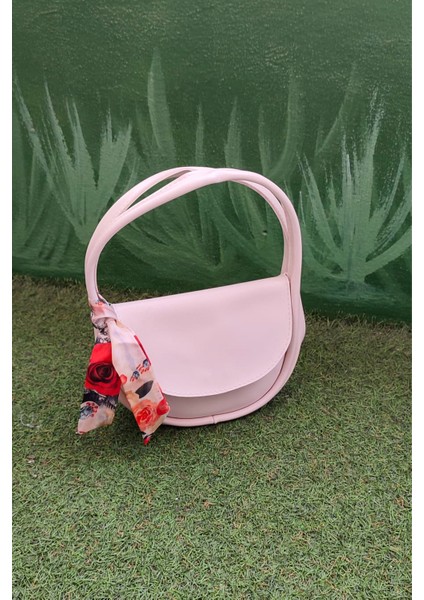 Kadın Omuz Çantası – Pudra Rengi & Çiçek Desenli Fular Detaylı fırsatları