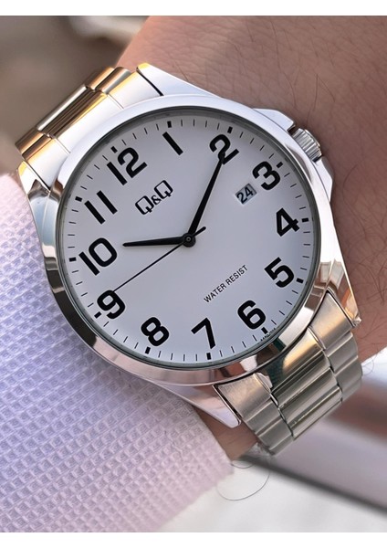 Çelik Kordon Takvimli Kadran 2 Yıl Garantili 3 Atm Suya Dayanıklı Erkek Kol Saati QQ.E2004.A1