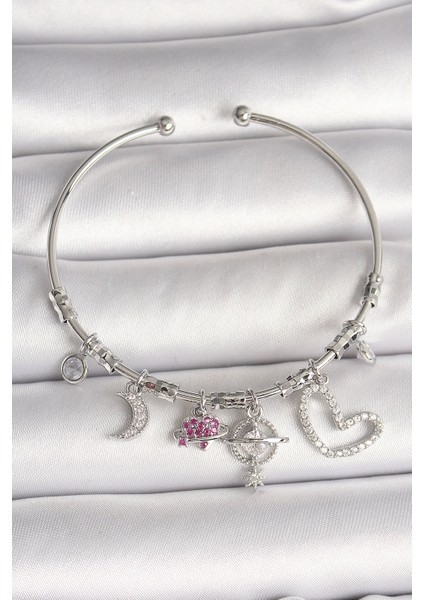 Pirinç Gümüş Renk Sallantı Zirkon Taşlı Gezegen Figür Kalp Detay Charm Kadın Bileklik