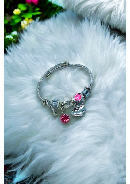 Kadın Pembe Charm Bileklik fiyatları