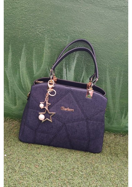 Lacivert Kadın El ve Omuz Çantası – Yıldız ve Inci Aksesuar Detaylı, Geometrik Dikişli Şık Model