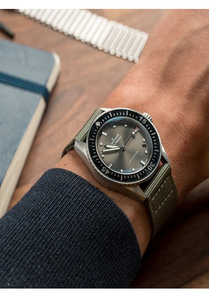 xiaomi redmi watch 5 active / lite saat uyumlu 22mm premıum nato kumaş tekstil saat kordonu kayışı f39clds-r modelleri