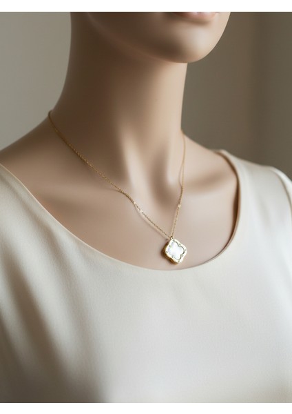 Yonca Model Kolye modelleri