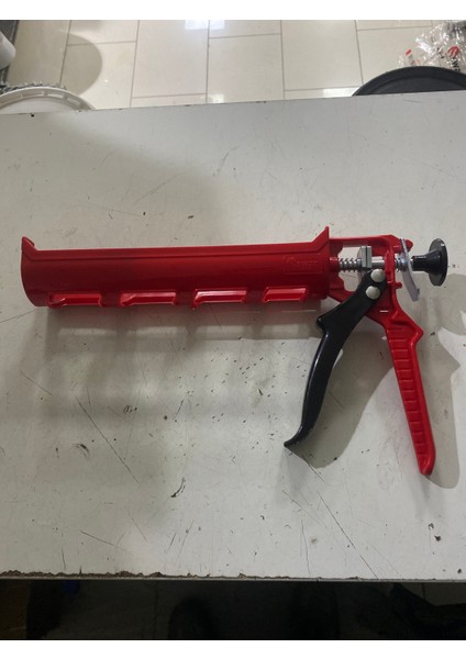 Plastik Silikon Tabancası